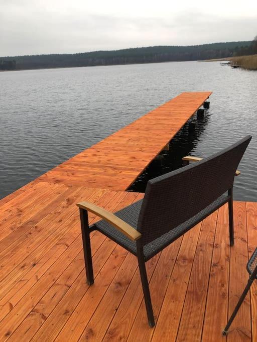 Seeblick Eins Im Waldschloesschen เวนดิสช์รีทซ์ ภายนอก รูปภาพ